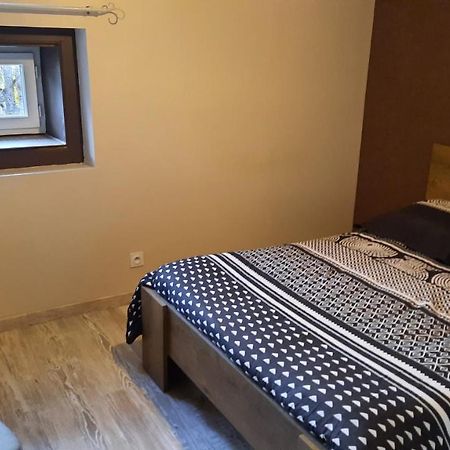 Apartamento Les Mancelles Condé-sur-Sarthe Exterior foto
