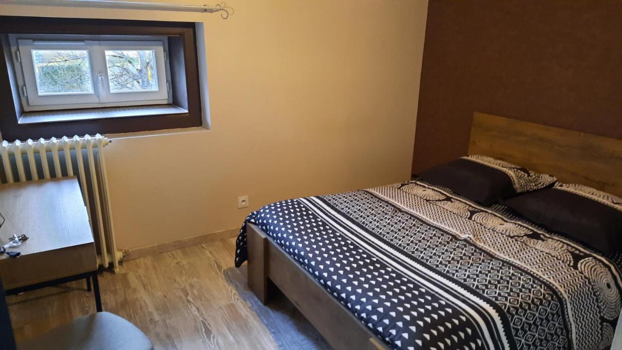 Apartamento Les Mancelles Condé-sur-Sarthe Exterior foto